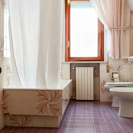 Guest house Casa Di Tota - *