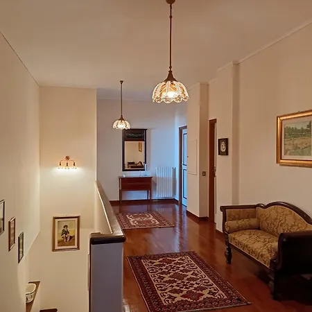 בית הארחה Casa Di Tota - ויבו ולנטיה